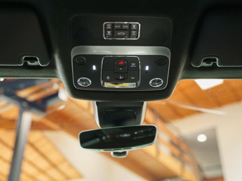 Used 2025 Bentley Flying Spur Speed image 15