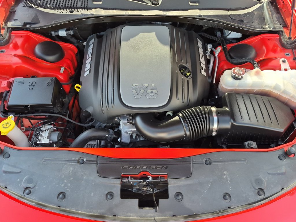 Used 2022 Dodge Charger R/T RWD image 9
