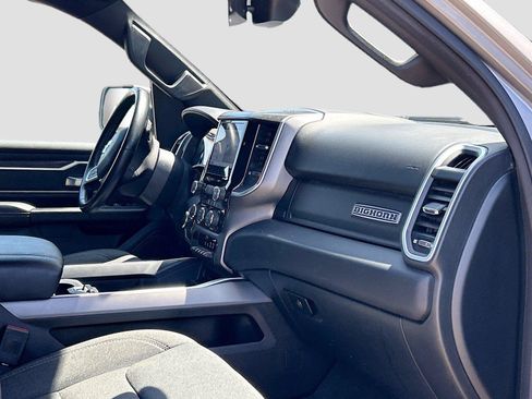 Used 2022 RAM 1500 Big Horn AWD/4WD image 13
