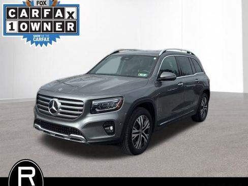 Used 2025 Mercedes-Benz GLB 250 4MATIC image 1