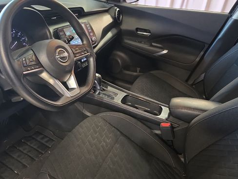 Used 2022 Nissan Kicks SV FWD image 14