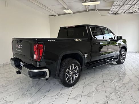 New 2026 GMC Sierra 1500 SLE w/ Preferred Package AWD/4WD image 8