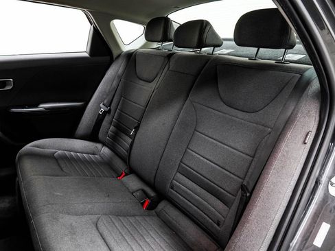 Used 2025 Kia K4 EX FWD image 17
