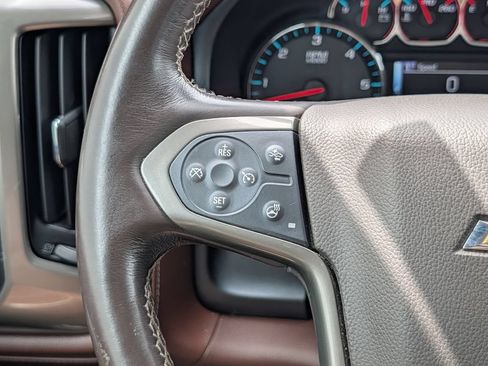 Used 2017 Chevrolet Silverado 1500 High Country AWD/4WD image 23