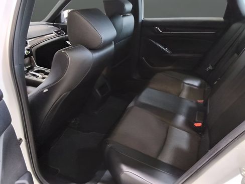 Used 2020 Honda Accord Sport image 25