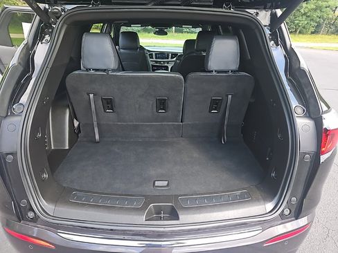 Used 2024 Buick Enclave Essence w/ Trailering Package, 5000 lbs. image 26