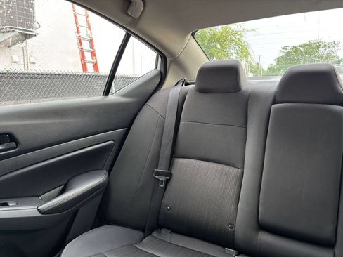 Used 2025 Nissan Altima 2.5 SV FWD image 39