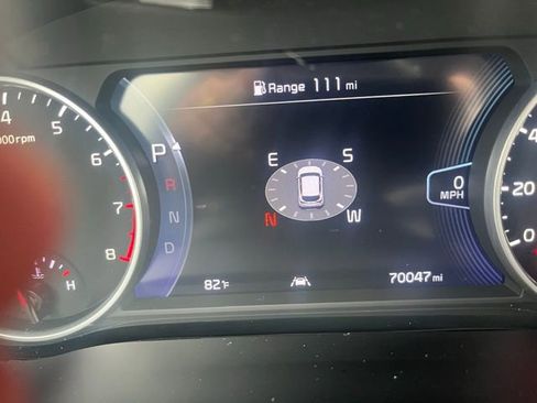 Used 2021 Kia Seltos SX w/ SX Sunroof Package image 21