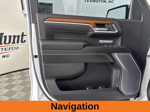 Used 2022 GMC Sierra 1500 Denali image 9