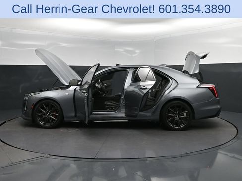 Used 2021 Cadillac CT4 Sport RWD image 46