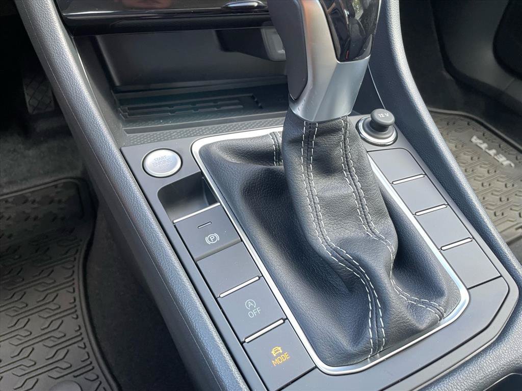 New 2026 Volkswagen Jetta SEL FWD image 10