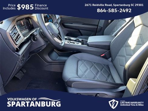Used 2024 Volkswagen Atlas SE image 15
