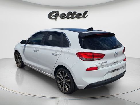 Used 2018 Hyundai Elantra GT w/ Tech Package 03 FWD image 14