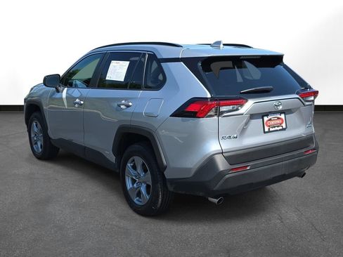 Certified 2025 Toyota RAV4 LE AWD/4WD image 9