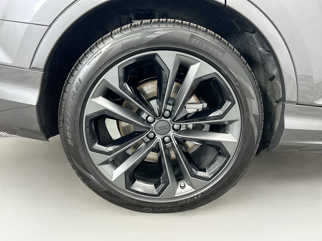 Used 2026 Audi Q7 3.0T Premium Plus w/ Premium Plus Package AWD/4WD image 33