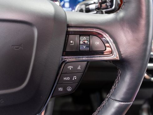Used 2024 Lincoln Navigator Reserve AWD/4WD image 28