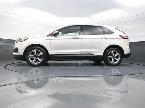 Used 2019 Ford Edge SEL w/ Equipment Group 201A AWD/4WD image 34