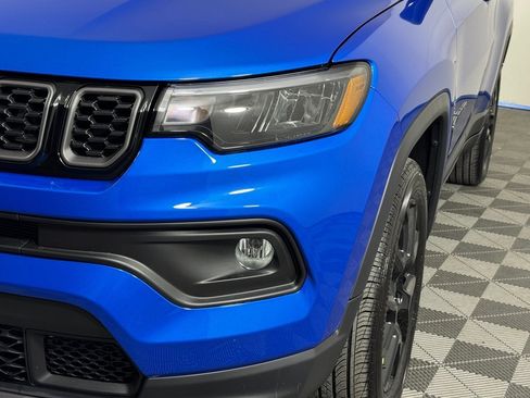 New 2026 Jeep Compass Latitude image 11