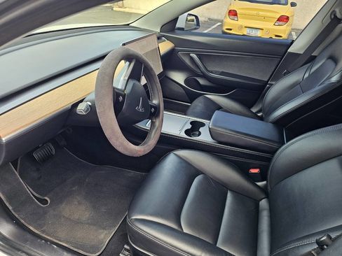 Used 2021 Tesla Model 3 Long Range image 9