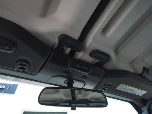 Used 2023 Jeep Gladiator Sport AWD/4WD image 26