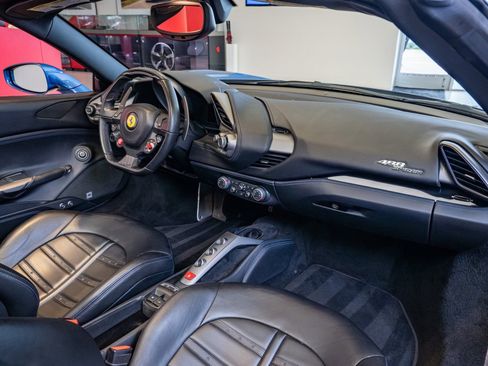Used 2017 Ferrari 488 Spider RWD image 17