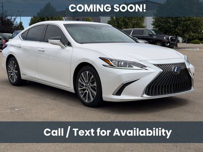 Used 2021 Lexus ES 300h w/ Premium Package