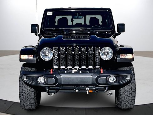 Certified 2023 Jeep Gladiator Mojave w/ Trailer Tow Package image 3