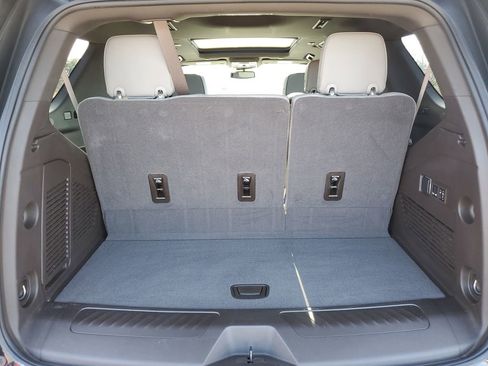 Certified 2024 GMC Yukon SLT w/ SLT Luxury Package image 34