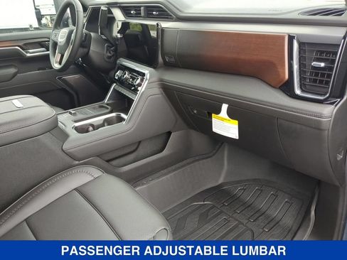 New 2026 GMC Sierra 3500 Denali w/ Denali Reserve Package AWD/4WD image 24
