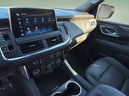 Certified 2023 Chevrolet Tahoe Z71 w/ Luxury Package image 25