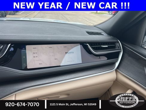 Used 2023 Jeep Grand Cherokee 4xe w/ Luxury Tech Group II image 31