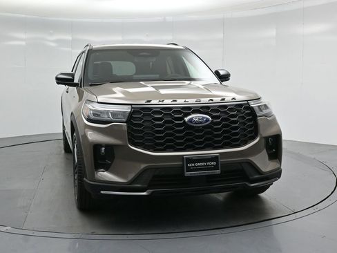 New 2026 Ford Explorer ST-Line w/ ST-Line Street Pack image 58