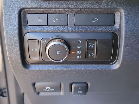 Certified 2024 Ford F250 Lariat w/ Lariat Ultimate Package image 18