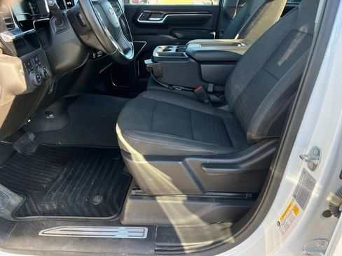 Used 2024 Chevrolet Silverado 3500 LT AWD/4WD image 26