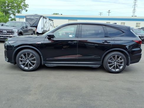 Used 2025 Acura MDX A-Spec AWD/4WD image 2