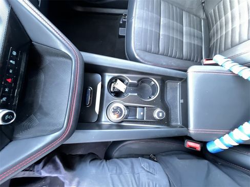 Used 2025 Ford Explorer ST-Line w/ ST-Line Street Pack image 20