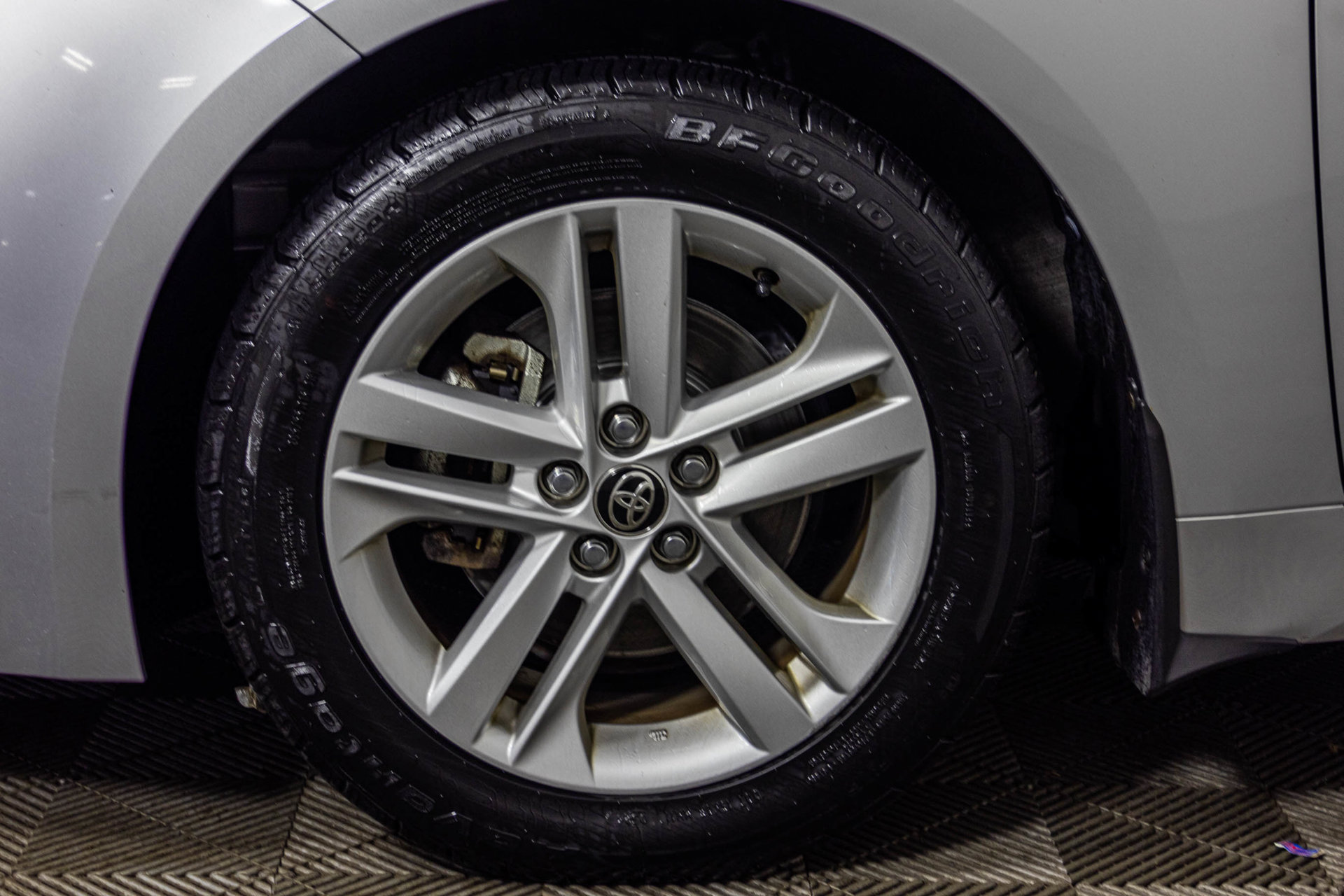Used 2021 Toyota Corolla SE w/ Carpet Mat Package (TMS) FWD image 47