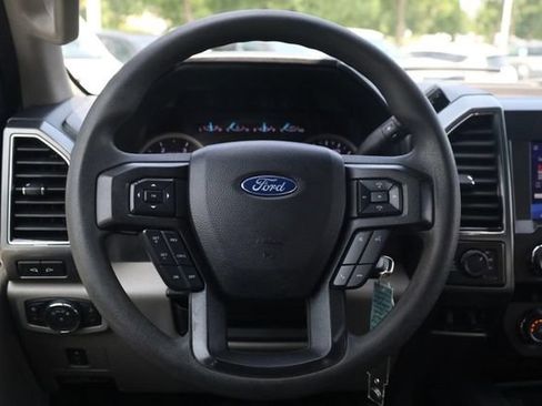 Used 2021 Ford F250 XLT w/ XLT Premium Package AWD/4WD image 9