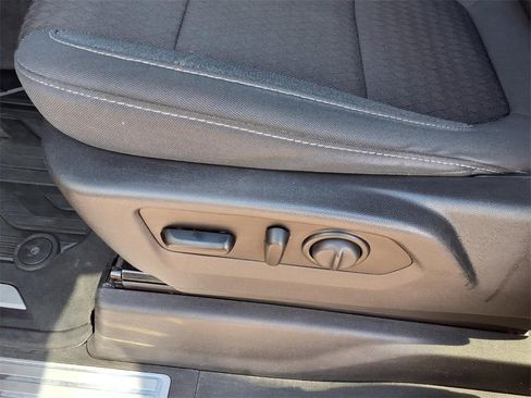 Used 2020 GMC Sierra 1500 Elevation w/ Elevation Value Package image 24