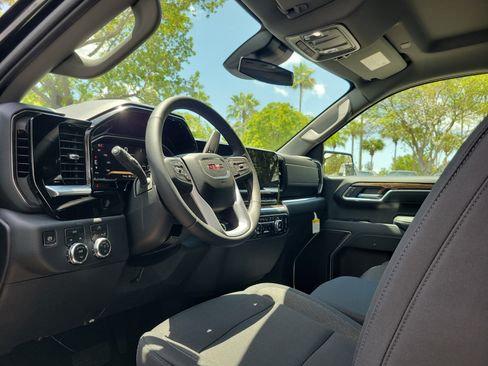 New 2026 GMC Sierra 1500 Elevation w/ Elevation Select Package AWD/4WD image 8