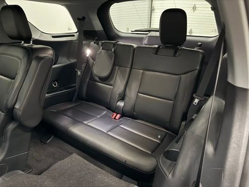 Certified 2023 Ford Explorer XLT w/ Equipment Group 202A image 33