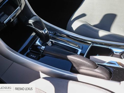 Used 2017 Honda Accord Touring image 20
