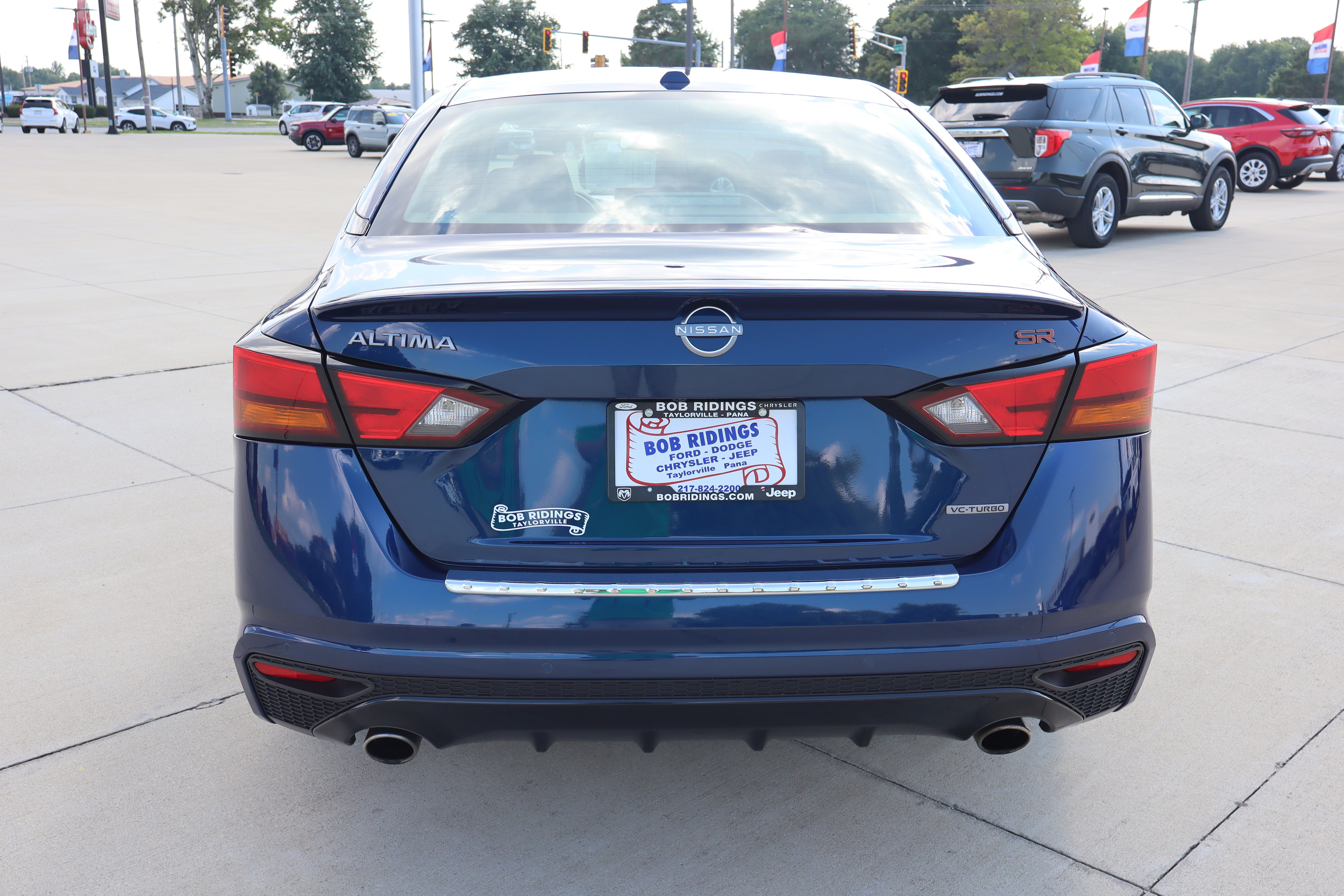 Used 2023 Nissan Altima 2.0 SR FWD image 6