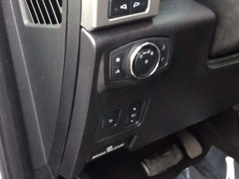 Used 2019 Ford F350 Platinum w/ Platinum Ultimate Package image 16