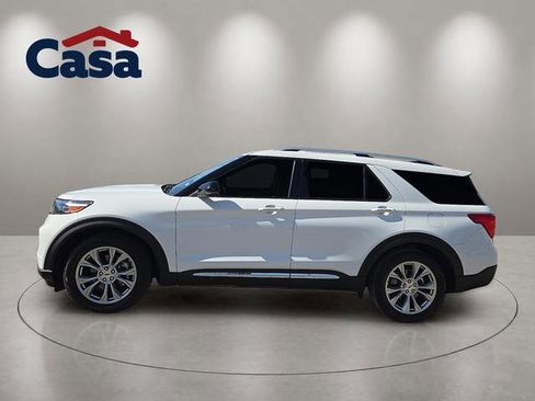 Used 2021 Ford Explorer Limited w/ Equipment Group 301A RWD image 3