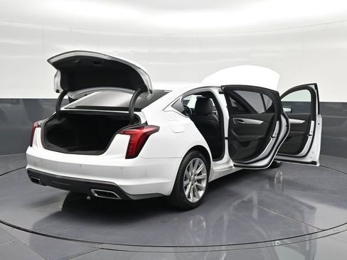 Used 2023 Cadillac CT5 Luxury RWD image 36