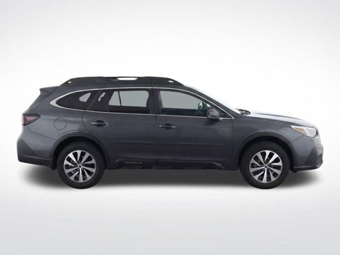 Used 2022 Subaru Outback Premium AWD/4WD image 37