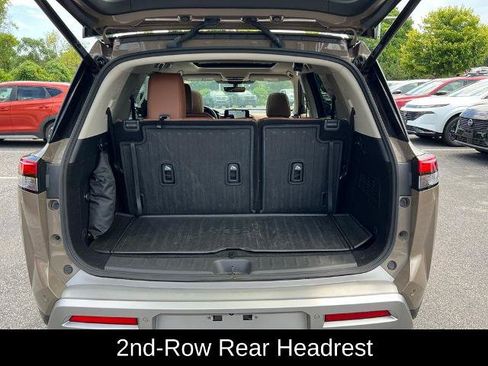 Certified 2024 Nissan Pathfinder Platinum w/ Lighting Package (N93) AWD/4WD image 24