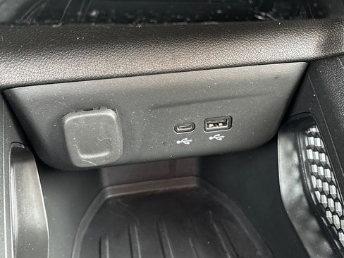 Used 2024 Chevrolet TrailBlazer LT image 18