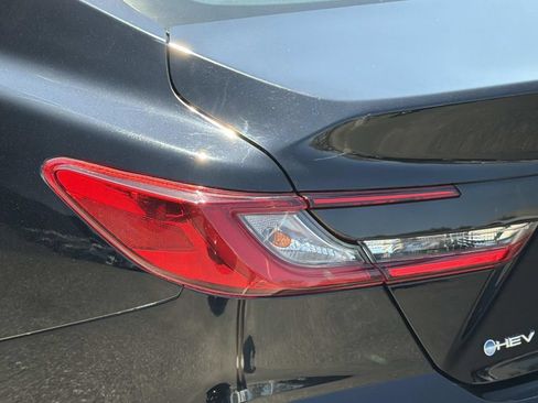 Used 2025 Toyota Camry LE FWD image 7